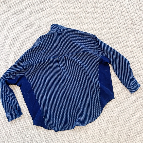 Aerie Womens LumberJane Waffle Shirt M Blue Navy Knit Thick Button-up Oversized - Picture 6 of 6